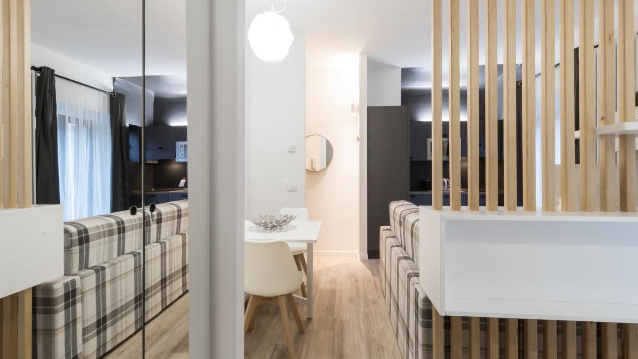 Italianway - Fara 1 Apartment Милано Екстериор снимка